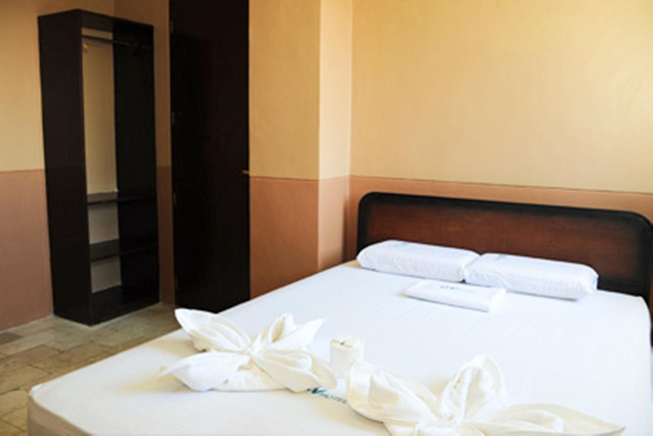 Gv Hotel - Masbate Masbate City Esterno foto