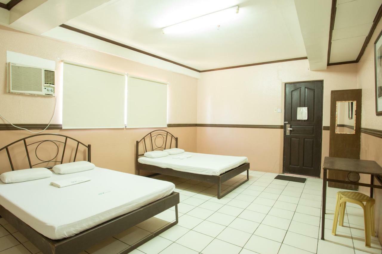 Gv Hotel - Masbate Masbate City Esterno foto