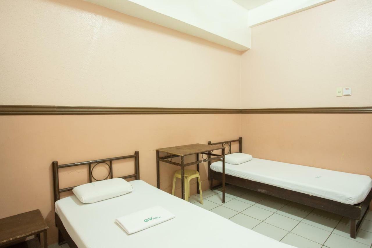 Gv Hotel - Masbate Masbate City Esterno foto