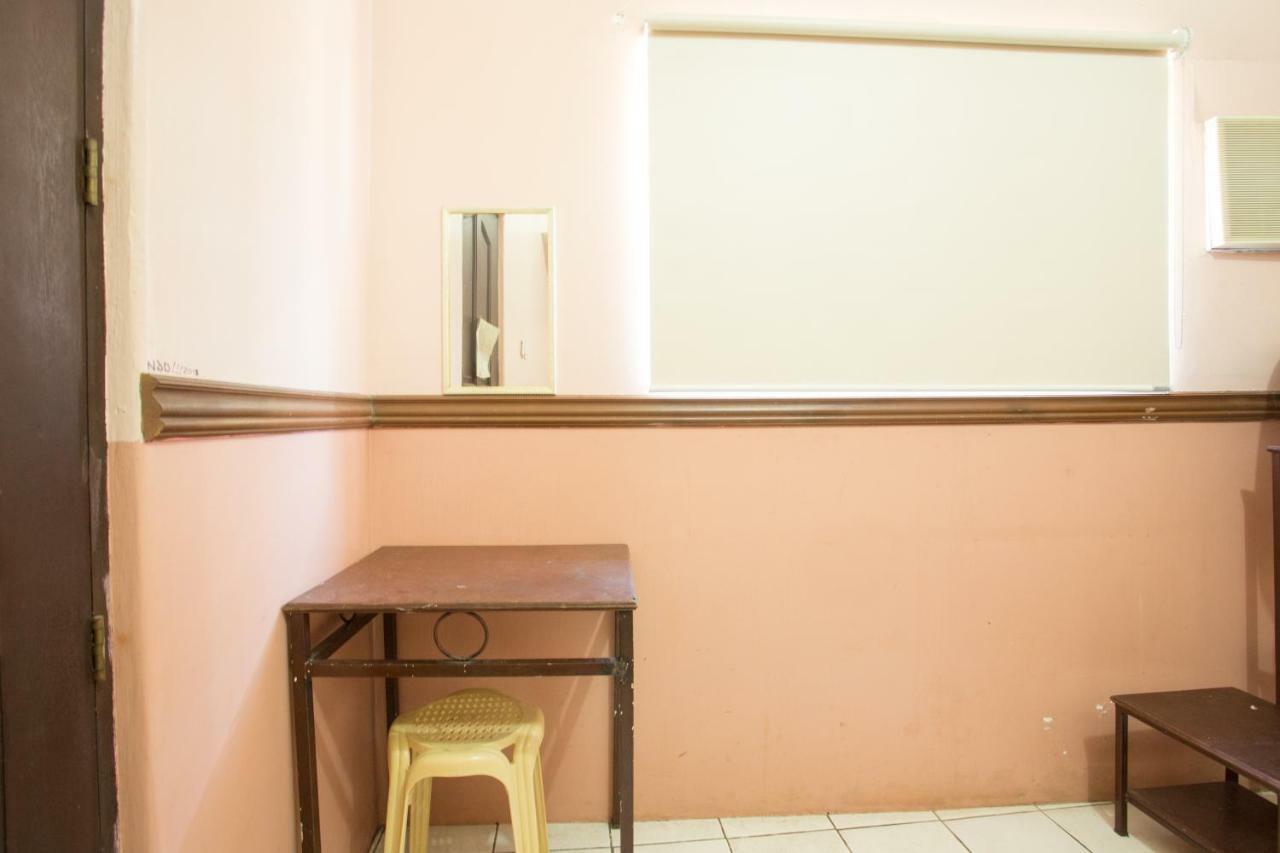 Gv Hotel - Masbate Masbate City Esterno foto