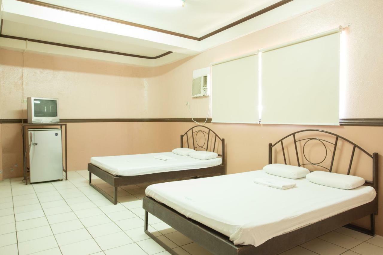 Gv Hotel - Masbate Masbate City Esterno foto
